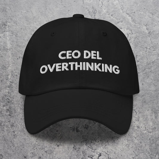 Gorra Bordada "CEO del Overthinking"